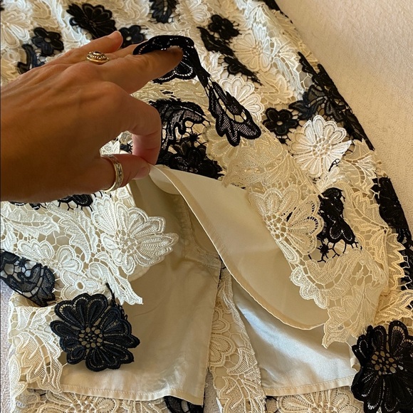 Jacques Vert Floral Lace Dress Sleeveless Cream black Crochet Formal Elegant - Picture 8 of 16